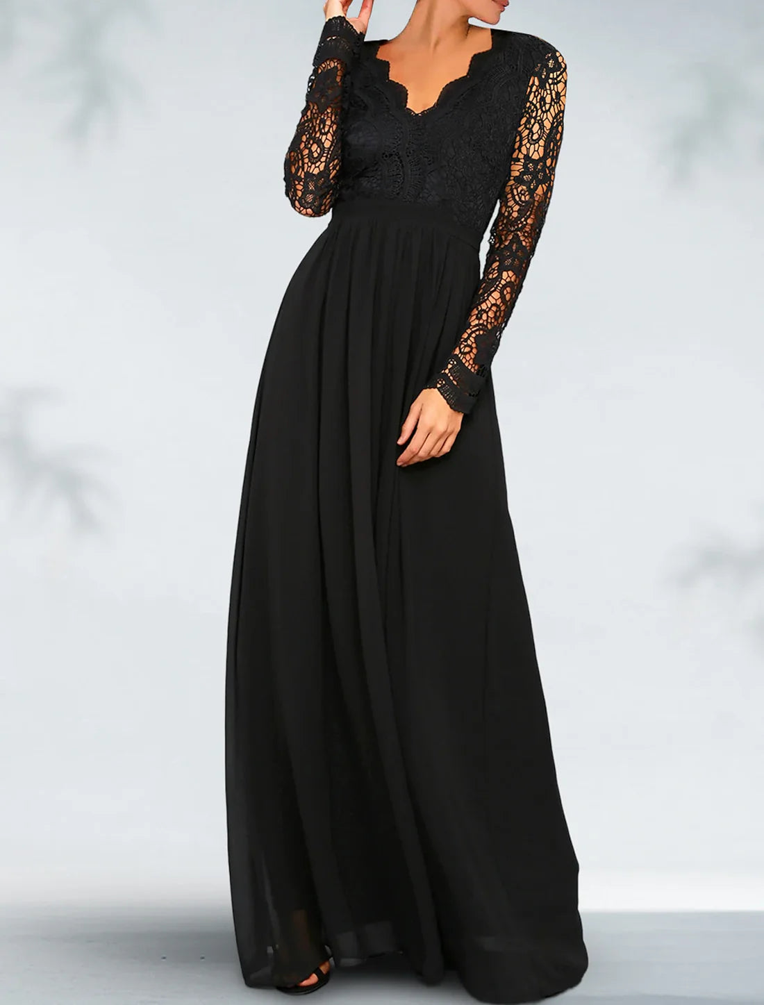 Luolandi A-Line Evening Dress Black Dress Plus Size Open Back Dress Formal Wedding Guest Floor Length Long Sleeve V Neck Gothic Chiffon with Pleats Mother of the Bride Dress